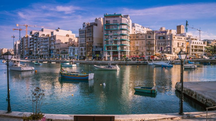 Corporate account in Malta - Photo
